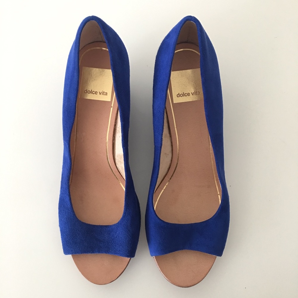 🎉HP🎊Dolce Vita Blue Suede Peeptoe Wedges